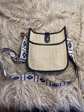 Ah Dorned Neutral Straw Crossbody Bag with Navy Trim and Patterned Hearts